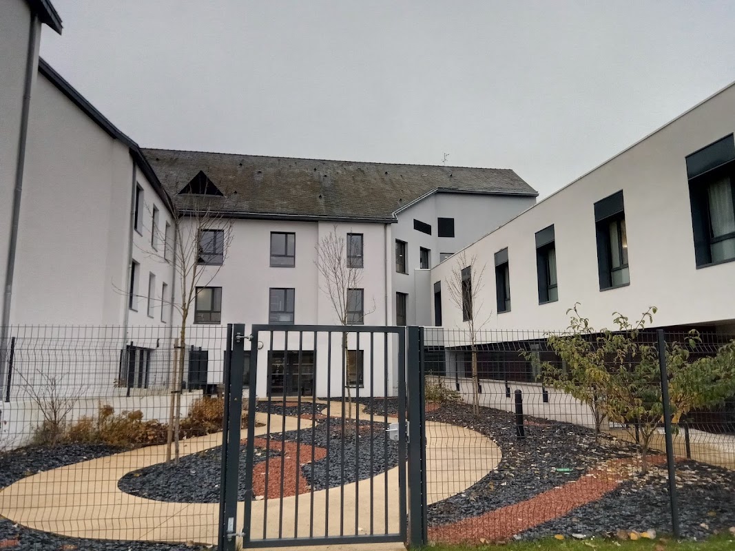 EHPAD du Centre hospitalier de Doué la Fontaine - Photo 2 sur 5 - Intérieur et espaces communs