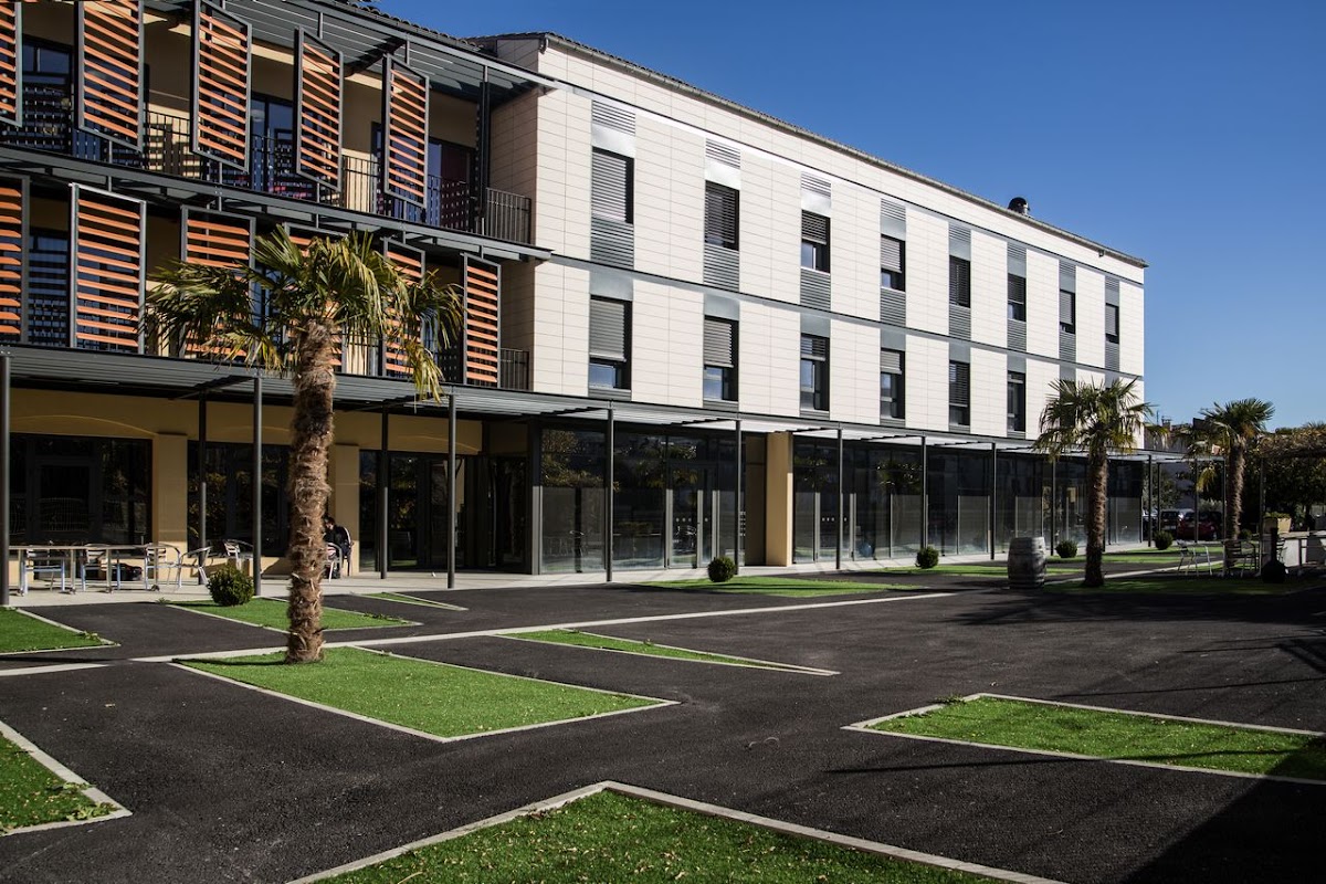 Photo de EHPAD Madeleine-Brès, EHPAD à LIMOUX