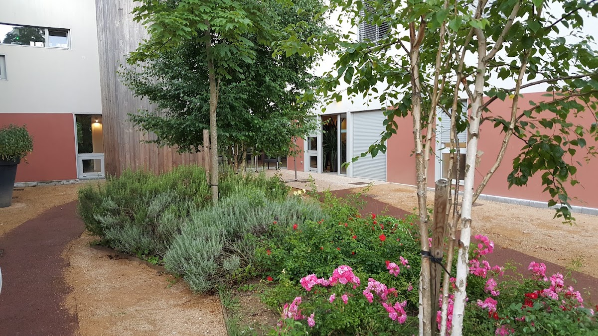 Photo de EHPAD La rose des vents, EHPAD à JASSANS RIOTTIER