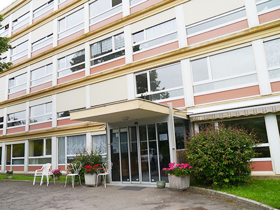 EHPAD Les Perce Neige - Photo 3 sur 5 - Chambres et hébergement