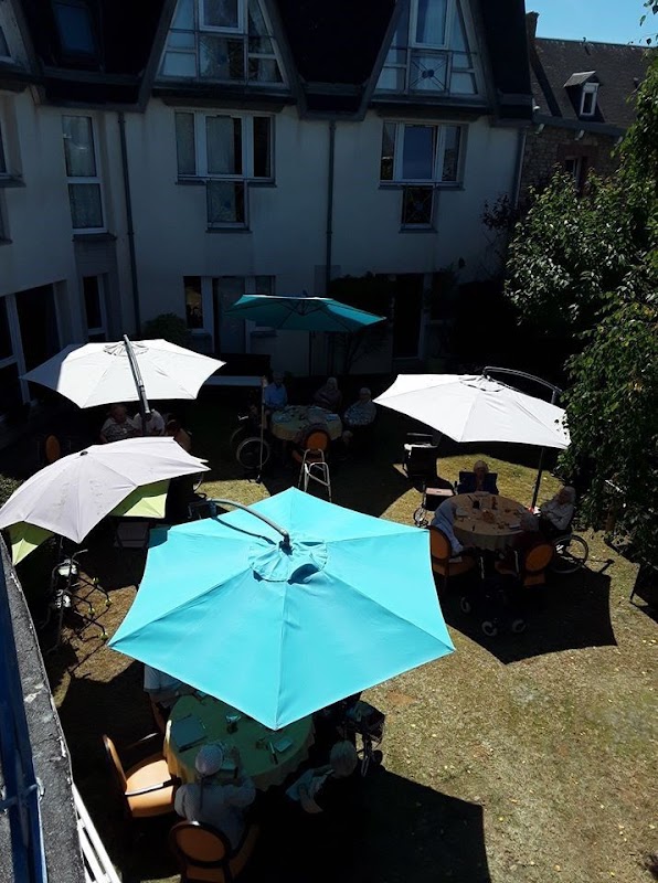 EHPAD Saint-Michel - Saint-Pair-sur-Mer - Photo 3 sur 4 - Chambres et hébergement