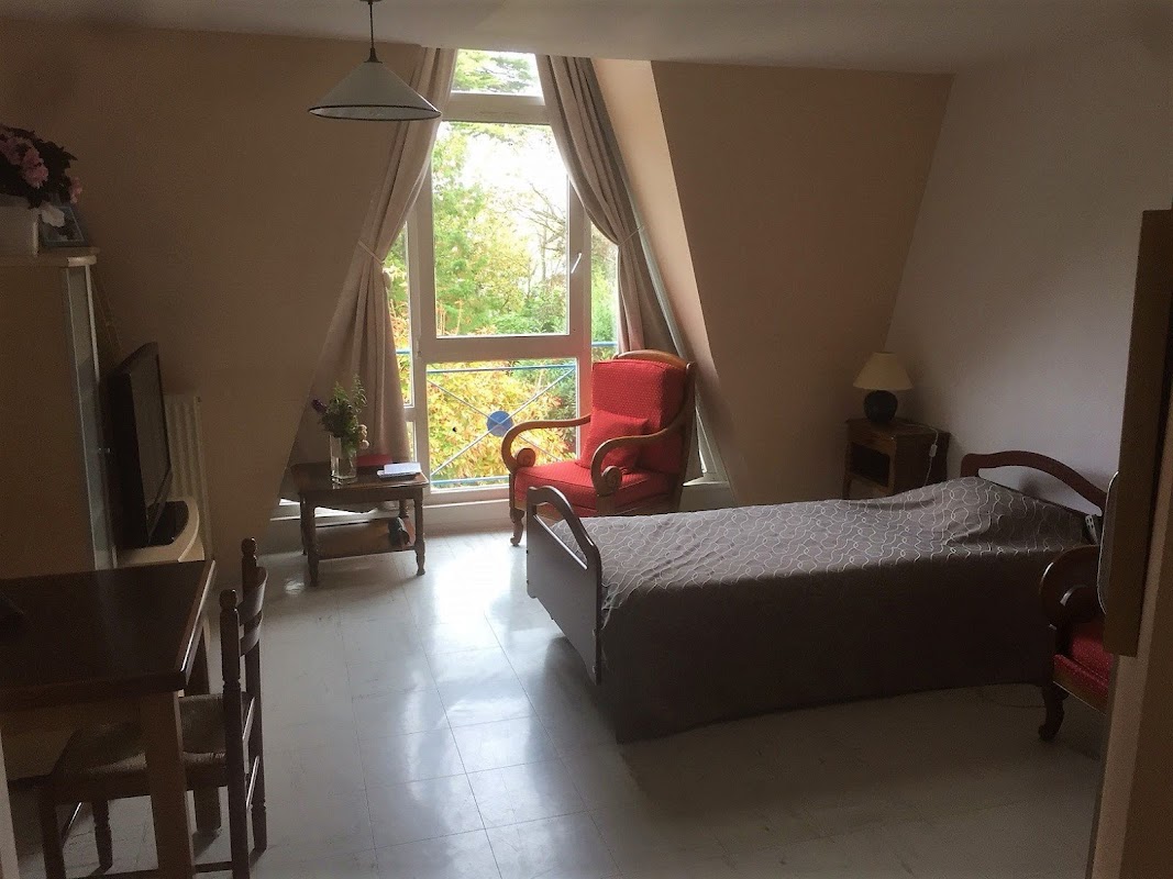 EHPAD Saint-Michel - Saint-Pair-sur-Mer - Photo 2 sur 4 - Intérieur et espaces communs