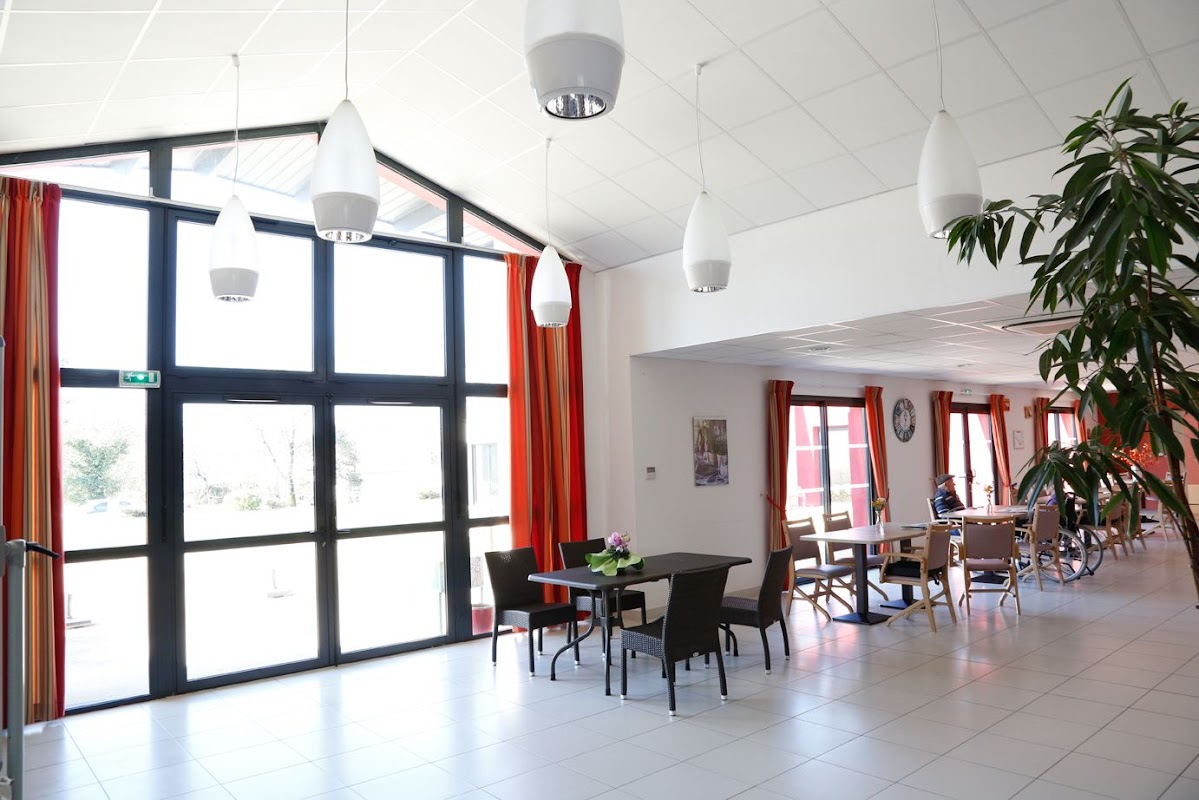 EHPAD Résidence Au fil des Maines - Photo 4 sur 5 - Espaces de vie