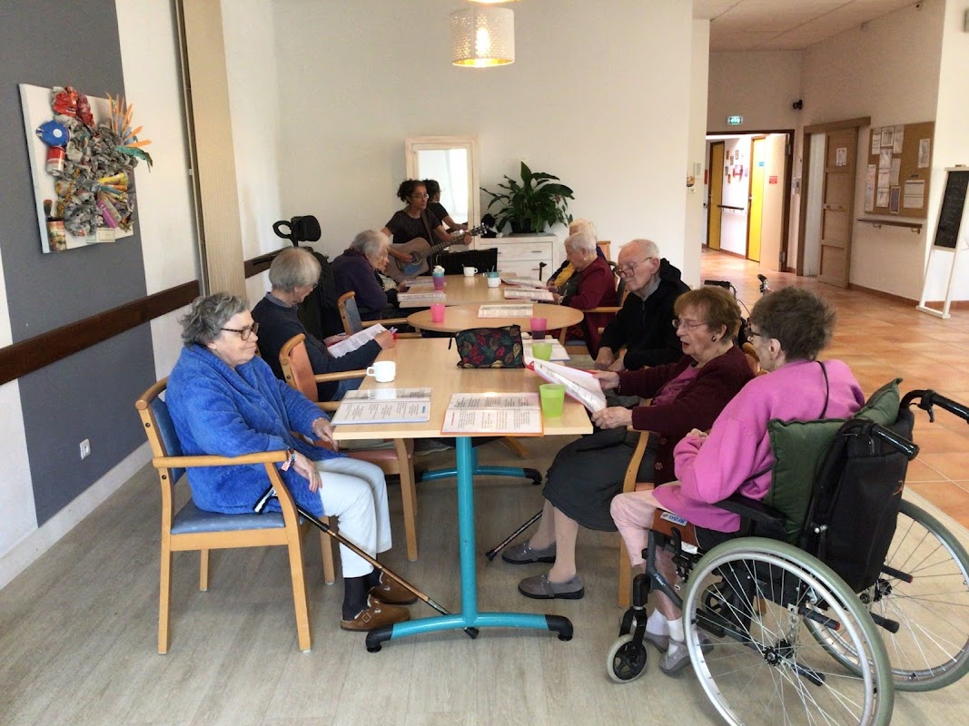 EHPAD Maison de Beauvoir - Photo 5 sur 5 - Environnement et extérieurs