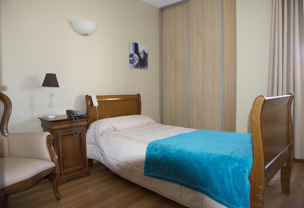 EHPAD La Tour de Pujols - Photo 5 sur 5 - Environnement et extérieurs