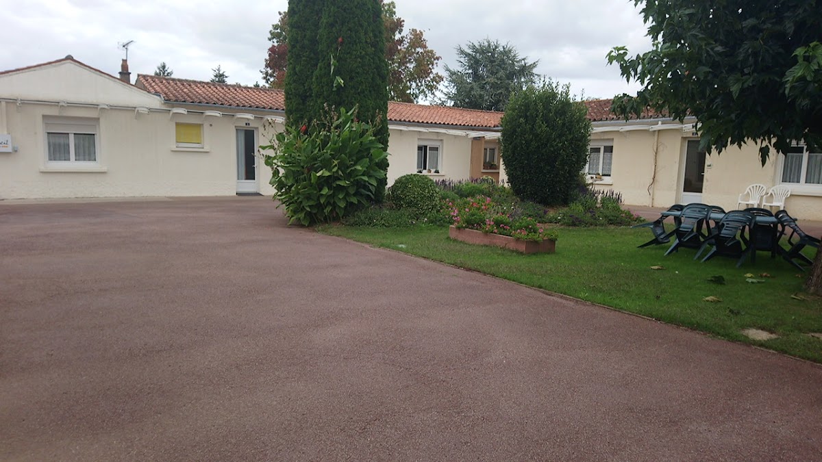 EHPAD La Sainte-Famille - Photo 2 sur 2 - Intérieur et espaces communs