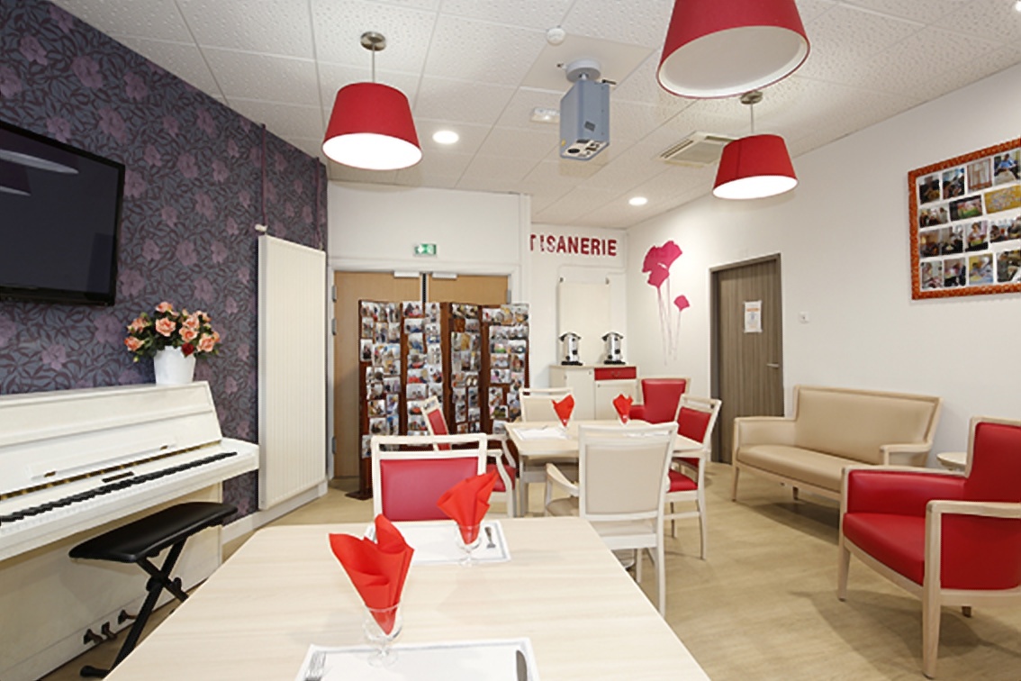 Ehpad Les Neuf Muses - Photo 3 sur 5 - Chambres et hébergement