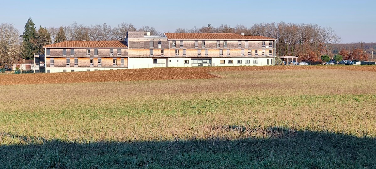 EHPAD MBV - Clairbois - Photo 2 sur 5 - Intérieur et espaces communs