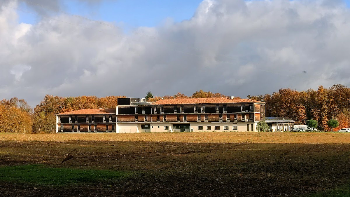 EHPAD MBV - Clairbois - Photo 3 sur 5 - Chambres et hébergement