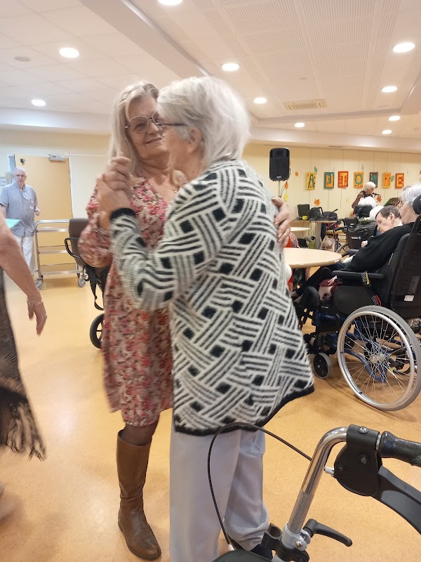 EHPAD Résidence Les Hauts de Saint-Aignan - Photo 5 sur 5 - Environnement et extérieurs