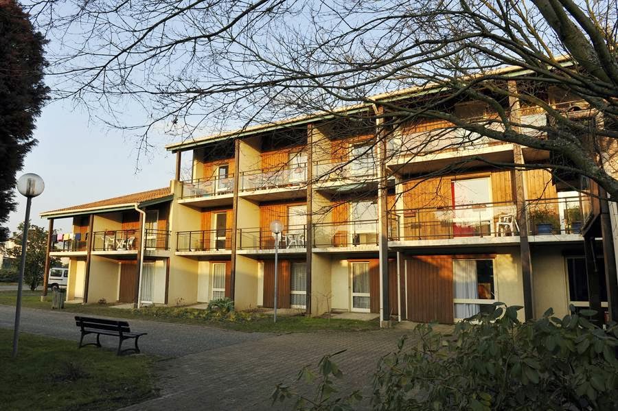 Photo de EHPAD Home Marie Curie, EHPAD à VILLENAVE D ORNON