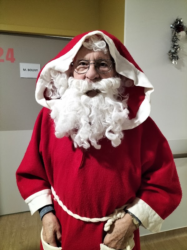 EHPAD de la Vrilliere - Photo 2 sur 3 - Intérieur et espaces communs