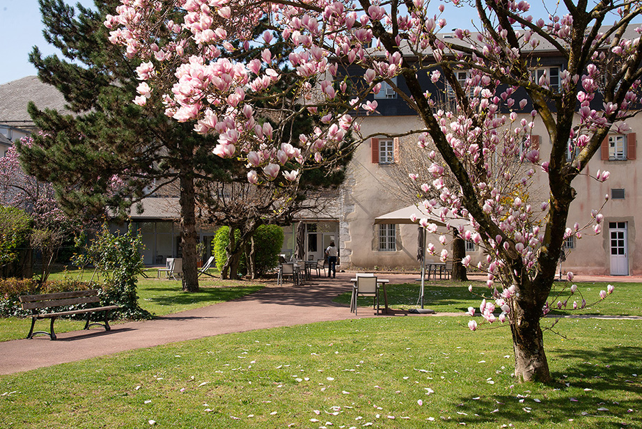 Maison de retraite privée Saint-Benoît Chambery - Photo 2 sur 5 - Intérieur et espaces communs