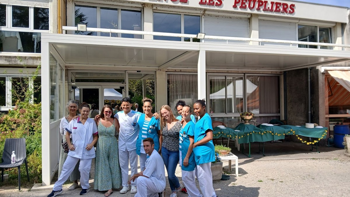 EHPAD - Résidence Les Peupliers - Photo 3 sur 5 - Chambres et hébergement