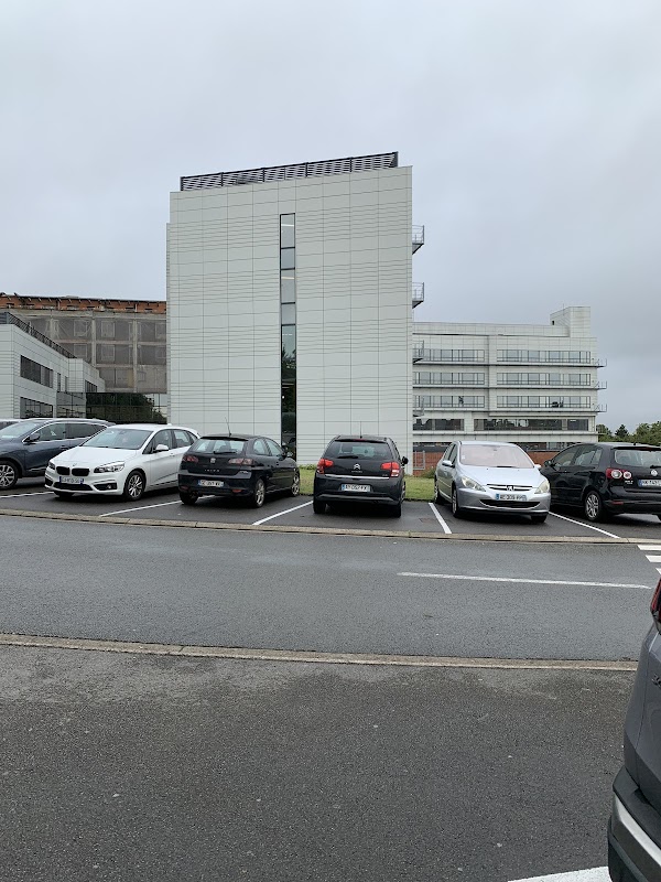 Service de long séjour de l'Hôpital de Cambrai - Photo 5 sur 5 - Environnement et extérieurs