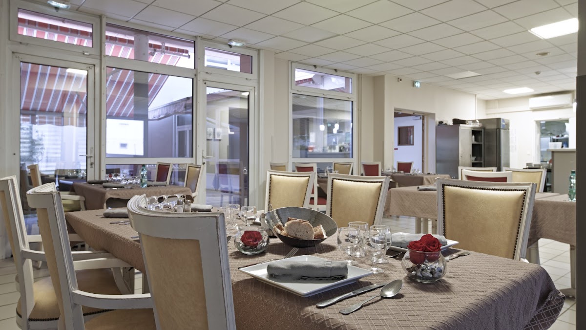 EHPAD Les Tamaris - Photo 3 sur 5 - Chambres et hébergement