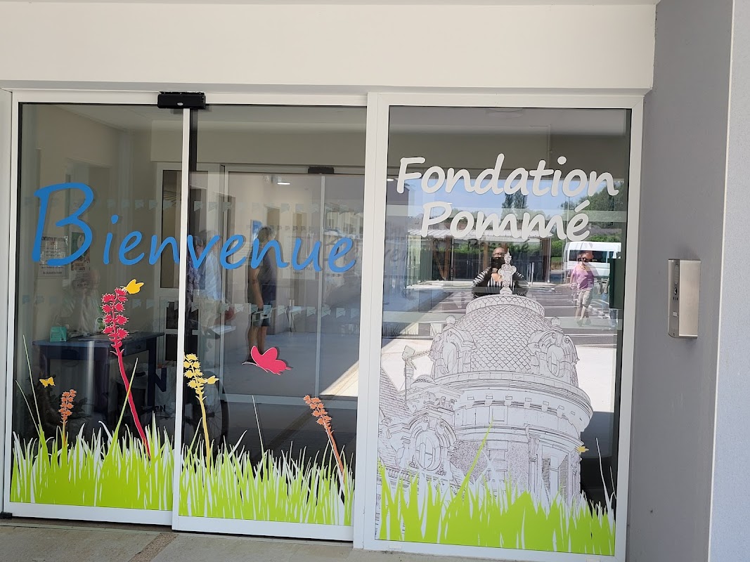 EHPAD Fondation Pommé - Photo 2 sur 3 - Intérieur et espaces communs