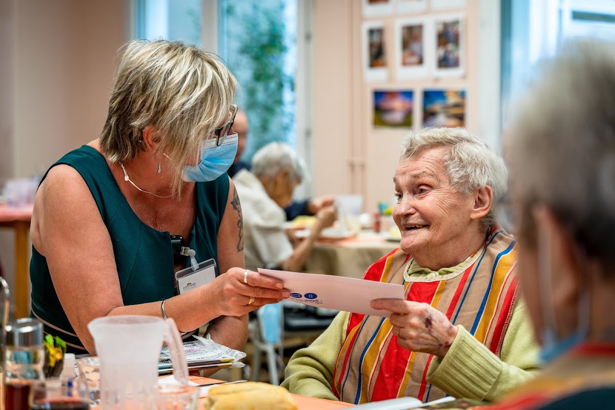 EHPAD La Poésie - Photo 4 sur 5 - Espaces de vie