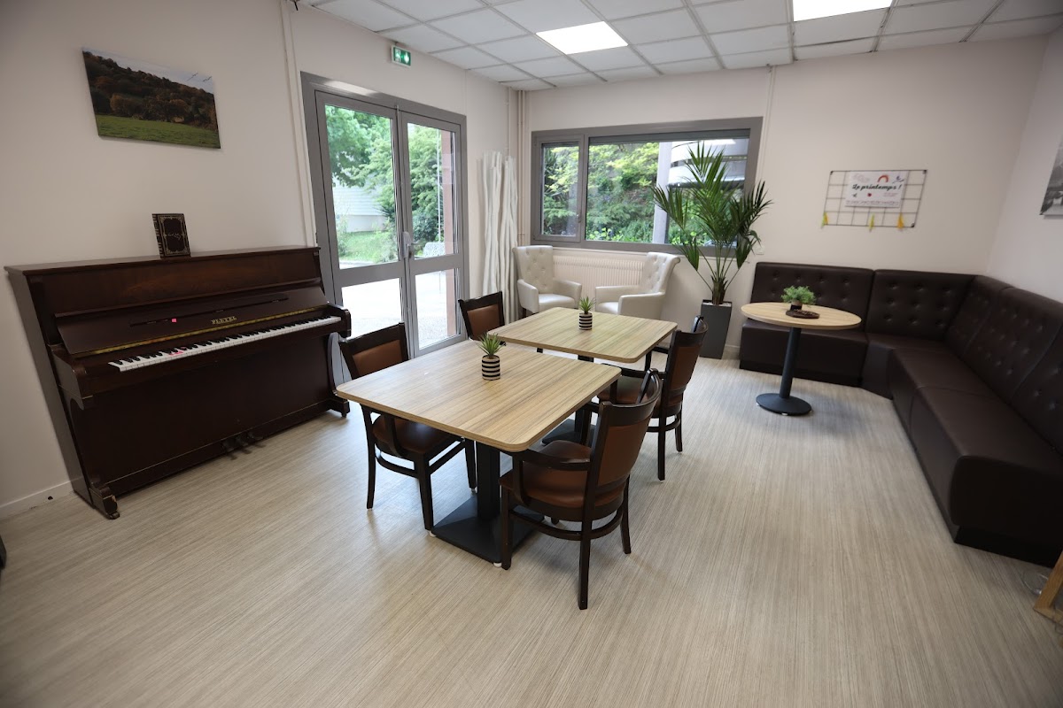 EHPAD Sainte-Anne - Photo 2 sur 5 - Intérieur et espaces communs