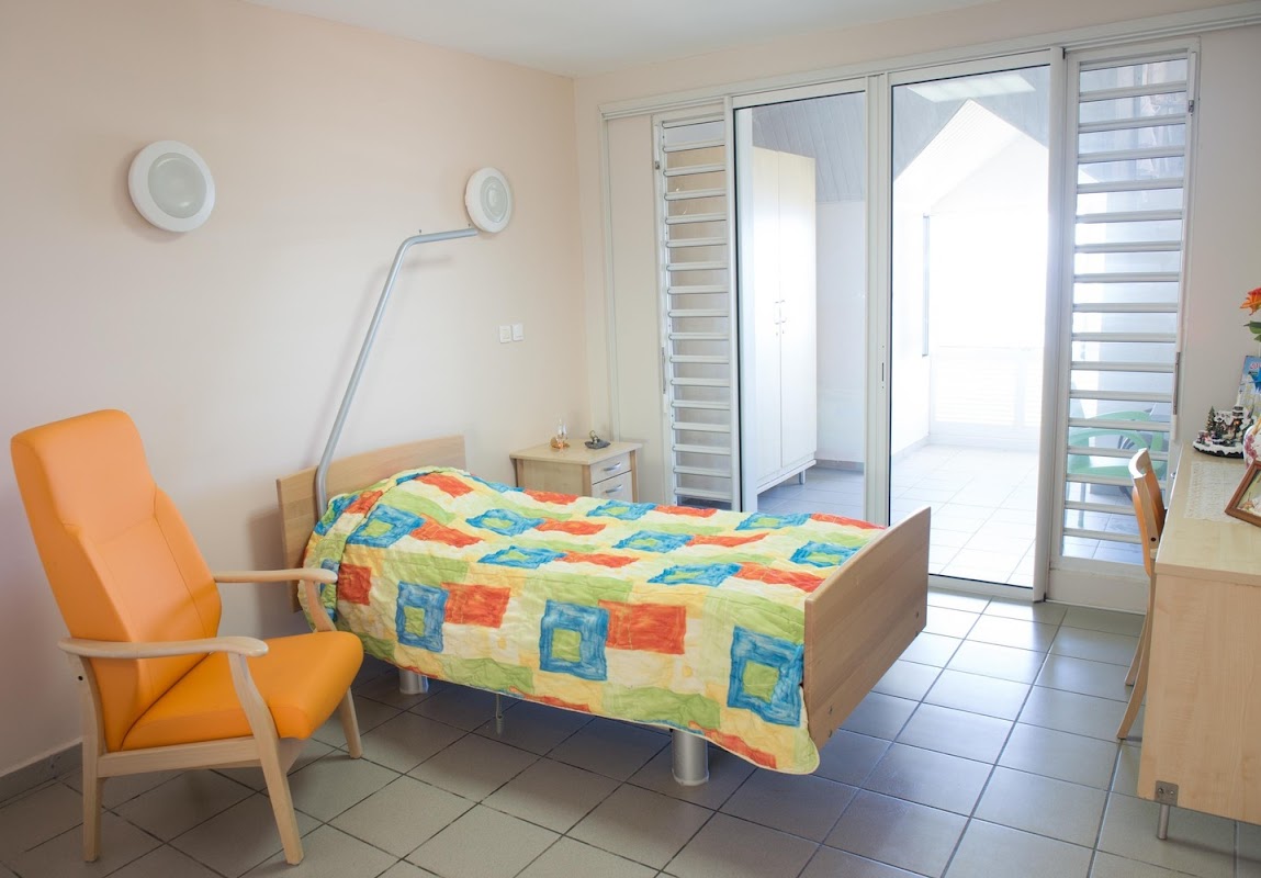 EHPAD Résidence Les Flamboyants - Photo 2 sur 5 - Intérieur et espaces communs