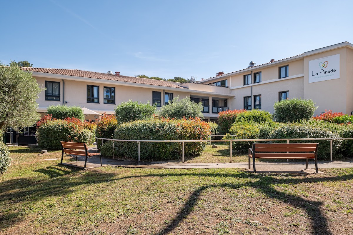 Photo de EHPAD Korian La Pinède, EHPAD à SANARY SUR MER