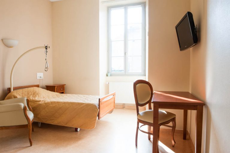 EHPAD La Providence - Photo 2 sur 5 - Intérieur et espaces communs