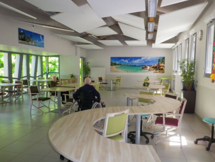 EHPAD L'Oustaou - Photo 2 sur 5 - Intérieur et espaces communs