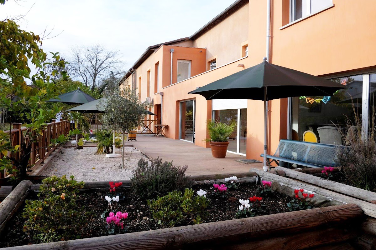 Photo de EHPAD Le Pastel, EHPAD à BESSIERES