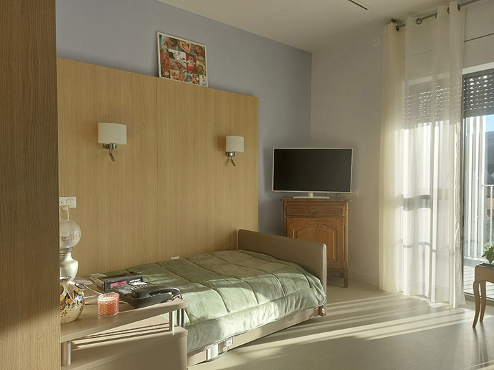 EHPAD Les Myosotis - Photo 2 sur 5 - Intérieur et espaces communs