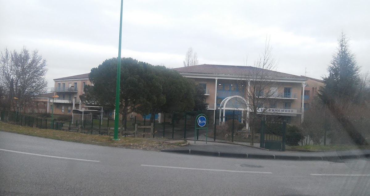 EHPAD Les lavandes - Photo 5 sur 5 - Environnement et extérieurs