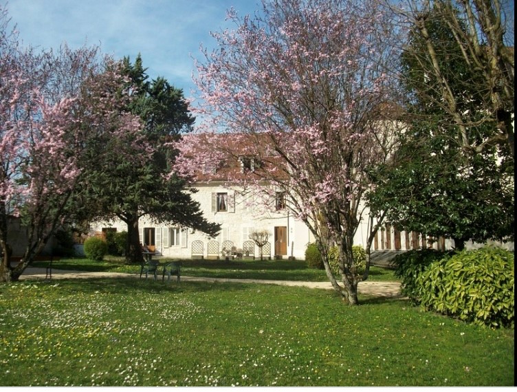 Accueil de jour de Belley - Photo 2 sur 5 - Intérieur et espaces communs