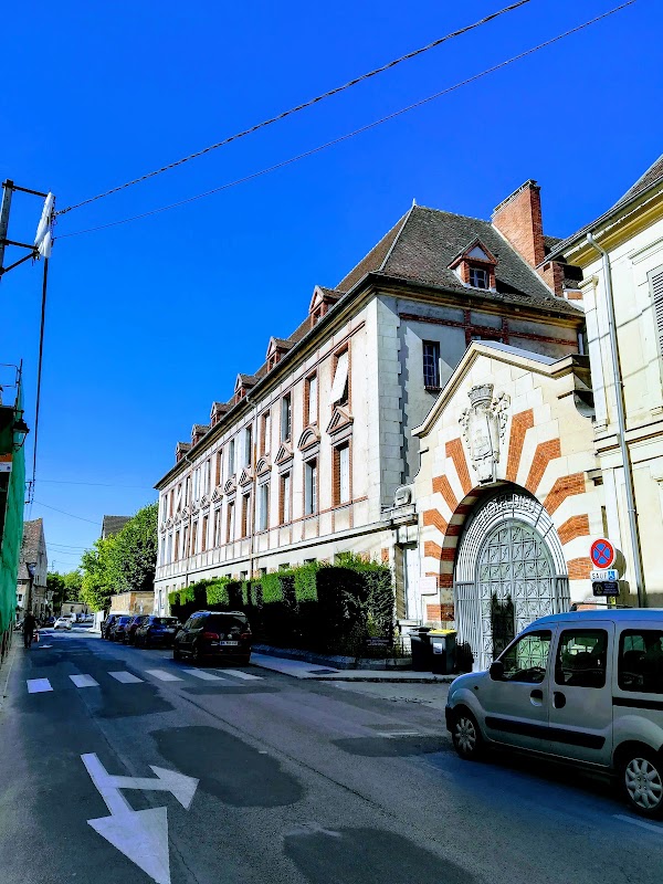 EHPAD du Centre hospitalier de Provins - Photo 5 sur 5 - Environnement et extérieurs