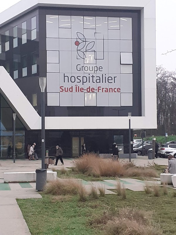 USLD du Centre hospitalier de Melun - Photo 5 sur 5 - Environnement et extérieurs