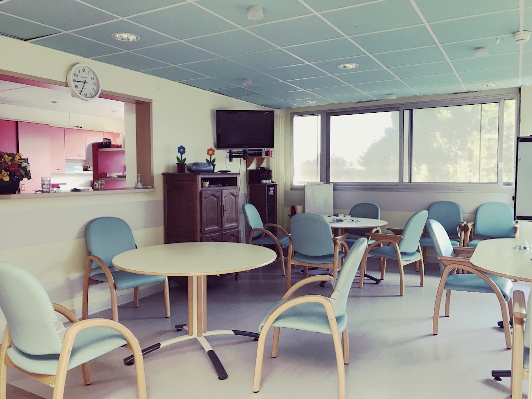 EHPAD du Centre hospitalier Lour Picou - Photo 2 sur 5 - Intérieur et espaces communs