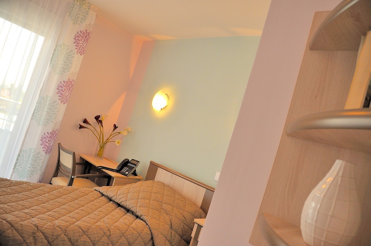 EHPAD Résidence Les Figuiers - Photo 2 sur 5 - Intérieur et espaces communs