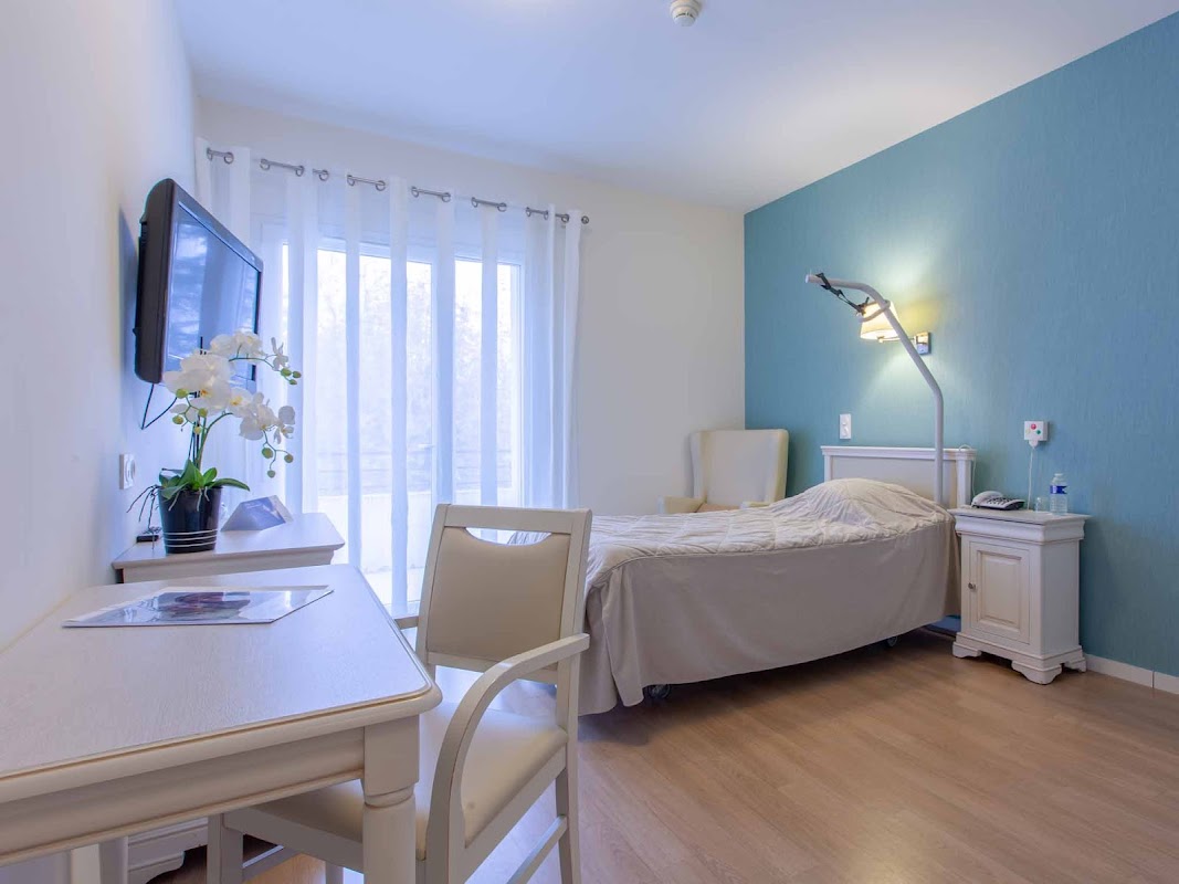 EHPAD Gaston d'Orléans - Photo 2 sur 5 - Intérieur et espaces communs