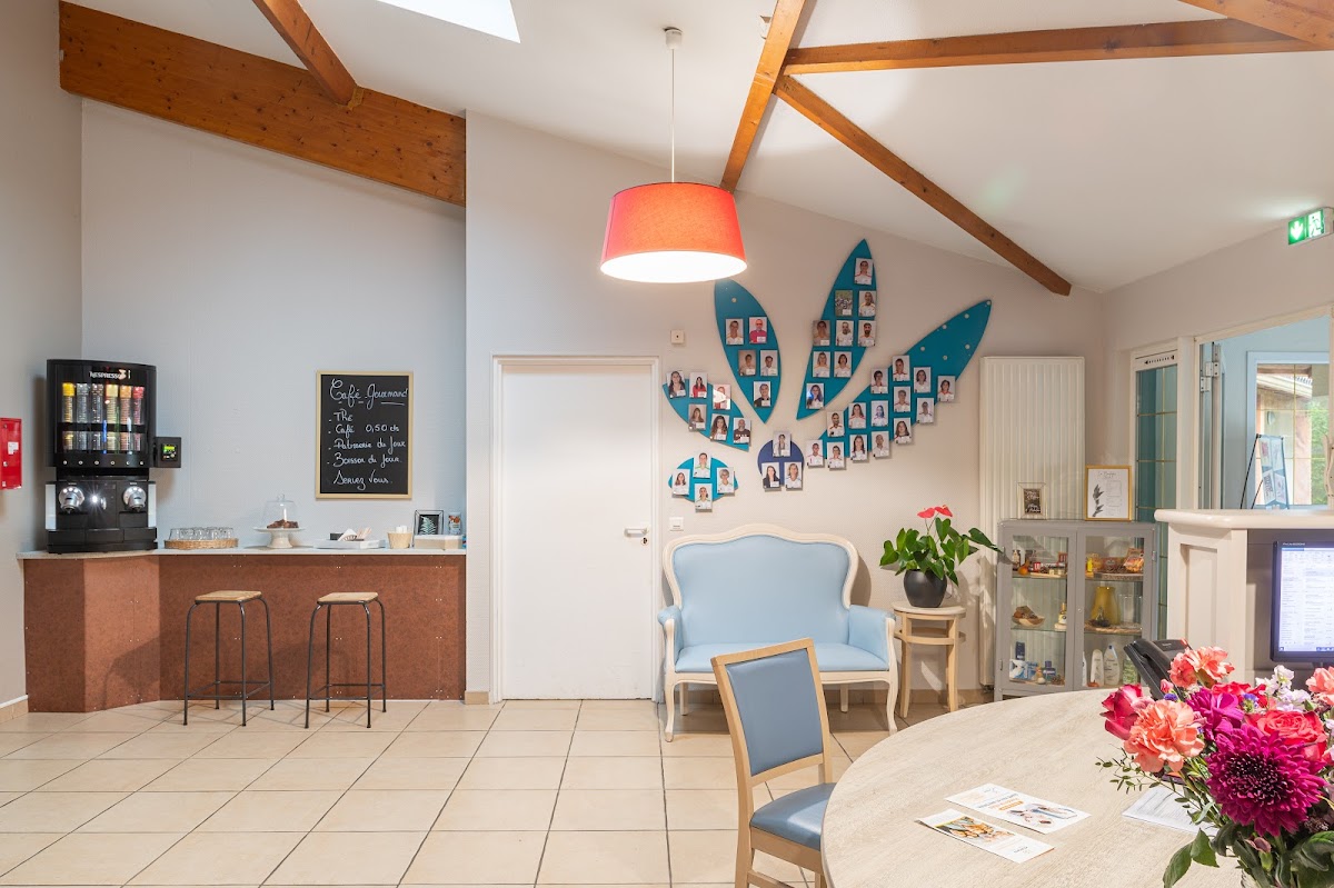 EHPAD Korian Le Chalet - Photo 5 sur 5 - Environnement et extérieurs