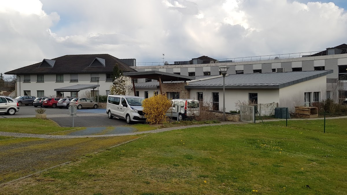 EHPAD Luy de Béarn - Photo 2 sur 5 - Intérieur et espaces communs