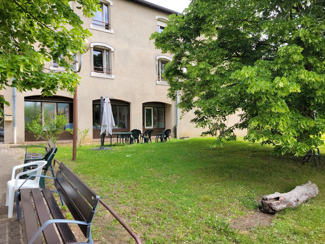EHPAD Baudinet de Courcelles - Photo 2 sur 5 - Intérieur et espaces communs
