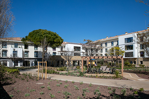 EHPAD Résidence Le Mas de la Cote Bleue - Photo 3 sur 5 - Chambres et hébergement