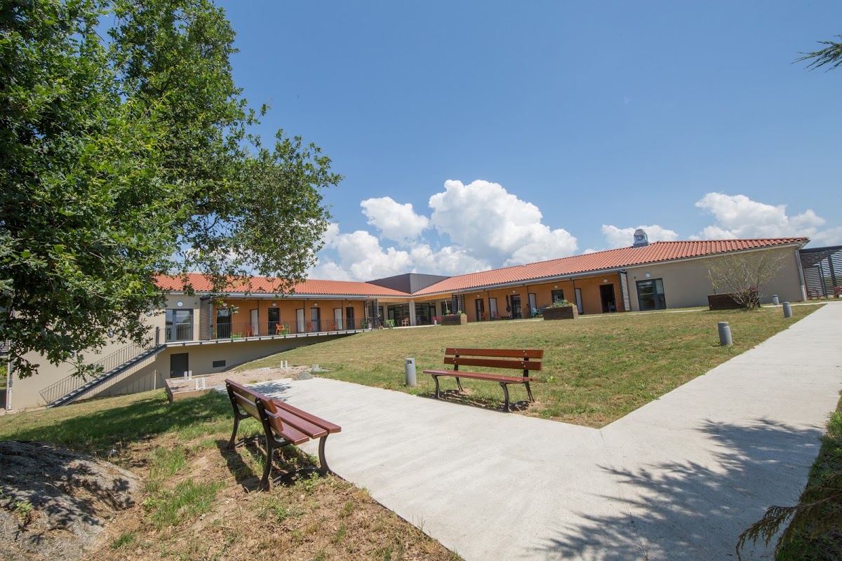 Photo de Résidence mutualiste Accès de Villeneuve, EHPAD à SALVIZINET