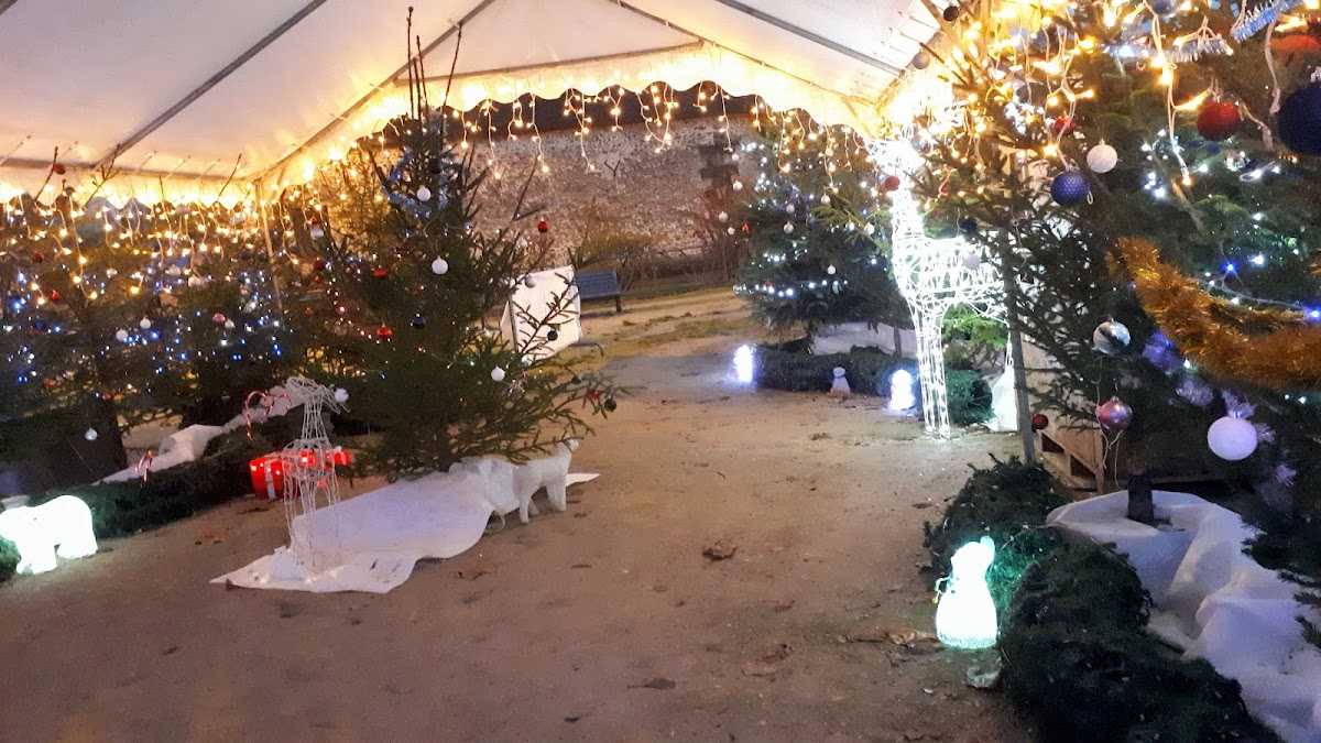 EHPAD d'Ablis - Photo 2 sur 5 - Intérieur et espaces communs