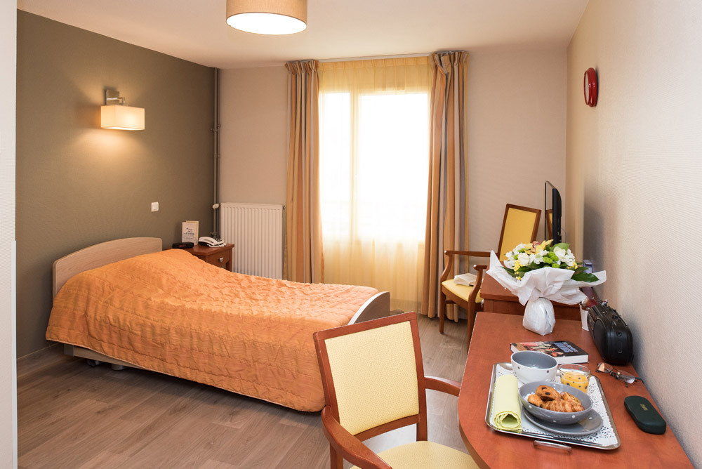 EHPAD Korian Les Trois Sapins - Photo 2 sur 5 - Intérieur et espaces communs