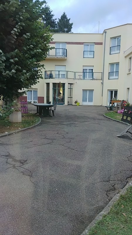 EHPAD Saint-Julien du Sault - Photo 3 sur 3 - Chambres et hébergement