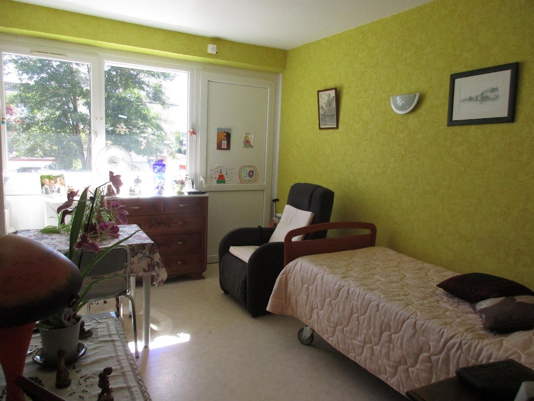 EHPAD Maison du Combattant - Photo 2 sur 5 - Intérieur et espaces communs