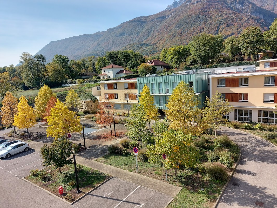 EHPAD Les Cascades - Photo 5 sur 5 - Environnement et extérieurs