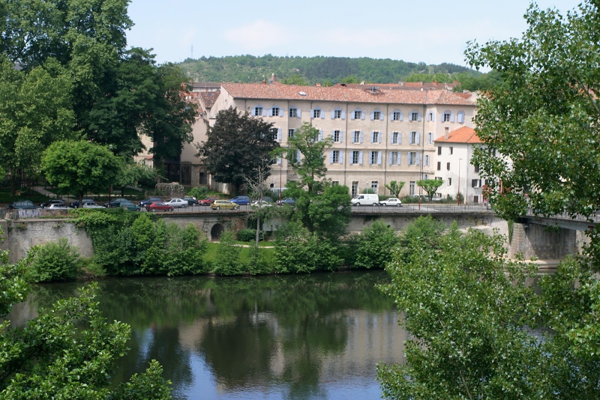 Photo de EHPAD - résidence Les rives de Cabessut, EHPAD à CAHORS