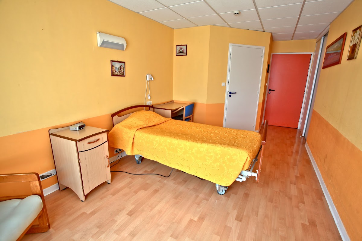 EHPAD René Castel - Photo 2 sur 5 - Intérieur et espaces communs