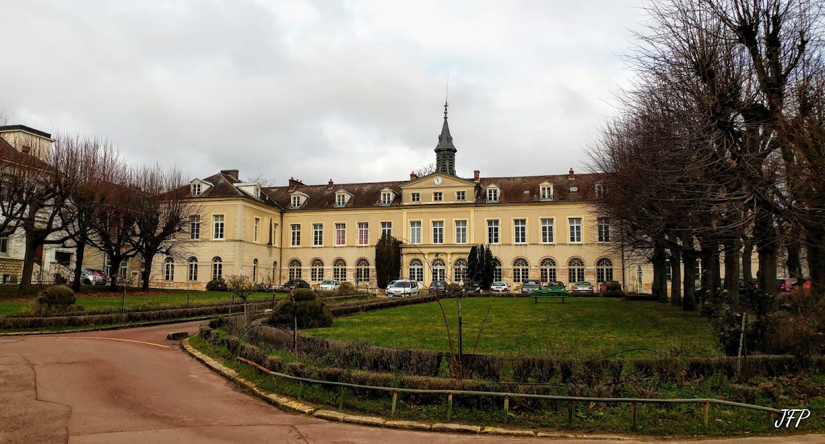 USLD du Centre hospitalier de Gonesse - Photo 2 sur 5 - Intérieur et espaces communs