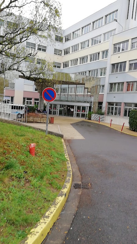 EHPAD Europa - Photo 2 sur 5 - Intérieur et espaces communs